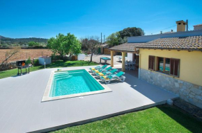 Villa Es Corto by Villa Plus
